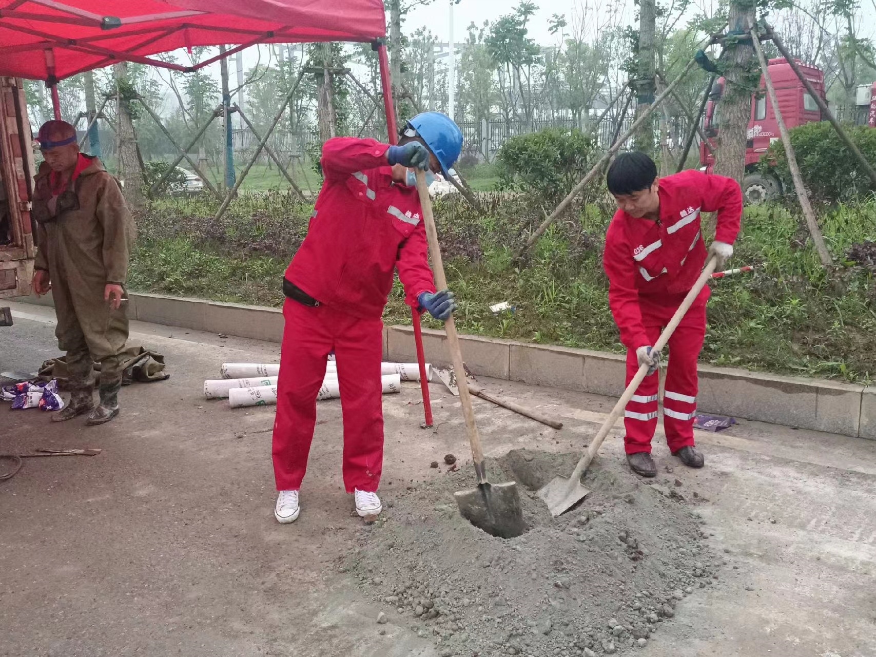 兴县管道疏通哪家好】及时进行市政管道清淤